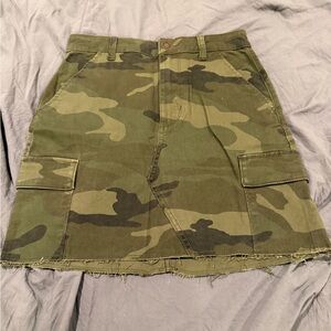 Hollister Camo Cargo Skirt